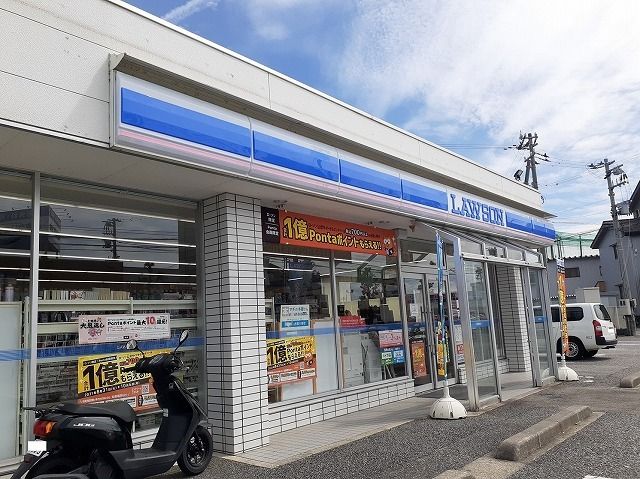 コンビニ　ローソン山室中央店（コンビニ）まで600m