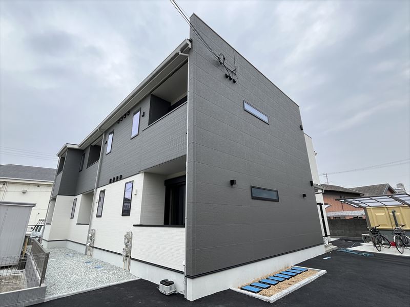 ジュネス土山駅前