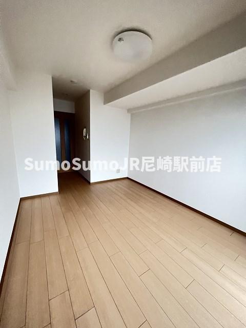 その他部屋・スペース　使い勝手のいい寝室です