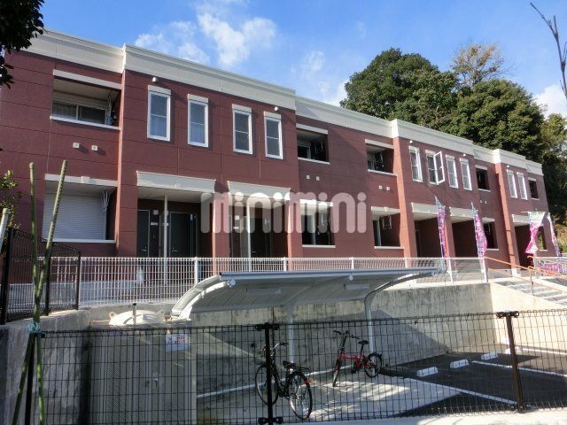 建物外観　住環境良好