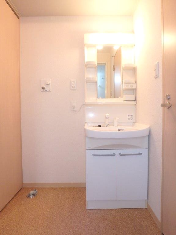 洗面設備　洗髪洗面化粧台