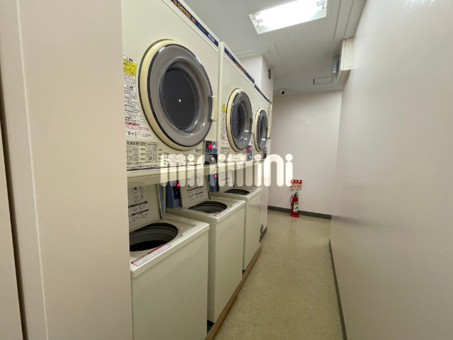 その他共有部分　入居者専用コインランドリー