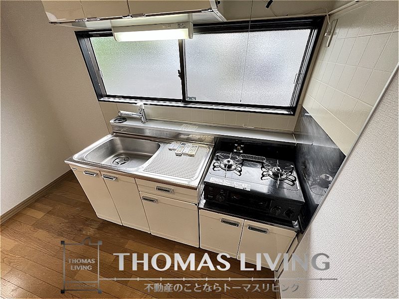 キッチン　2口コンロ御座いますよ。