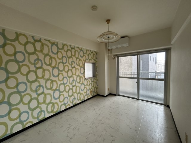 居室・リビング　同物件別号室の写真です。