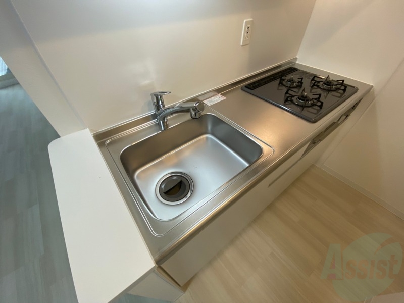 キッチン　キッチンはスペースも広々していて使いやすそうですよ！