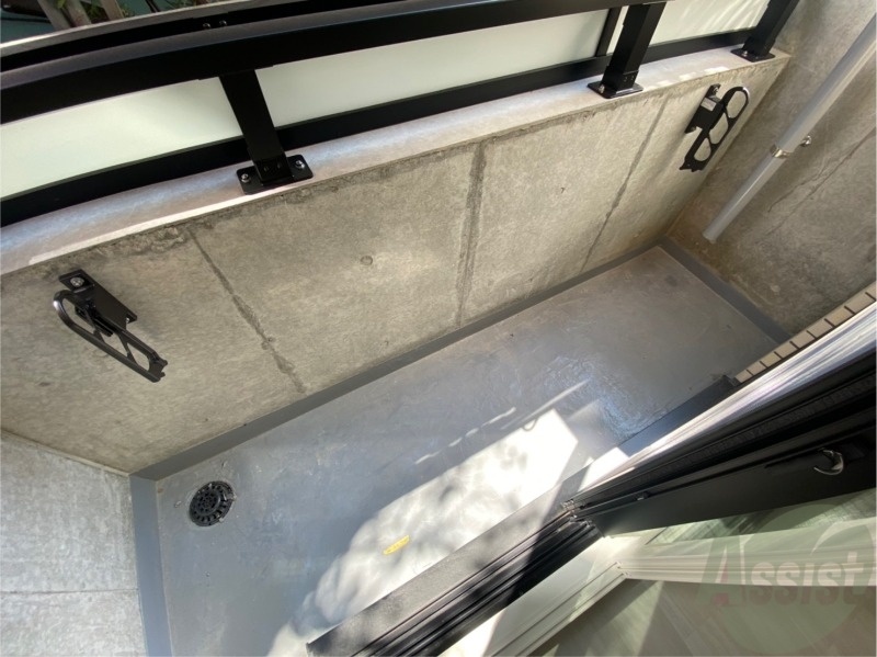 バルコニー　バルコニーです。洗濯物を干したり一息ついたりできますね！