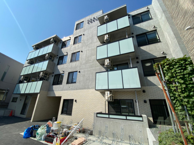 建物外観　札幌市中央区北１３条西「ＮＡＧＩ桑園」