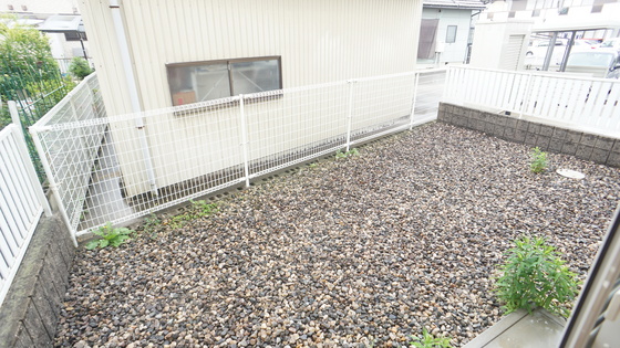 バルコニー　専用庭