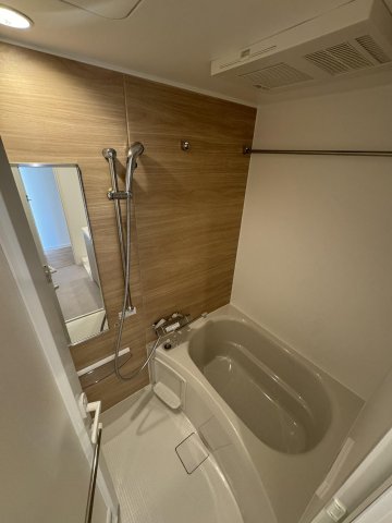 バス・シャワールーム　ゆったり過ごせるお風呂です