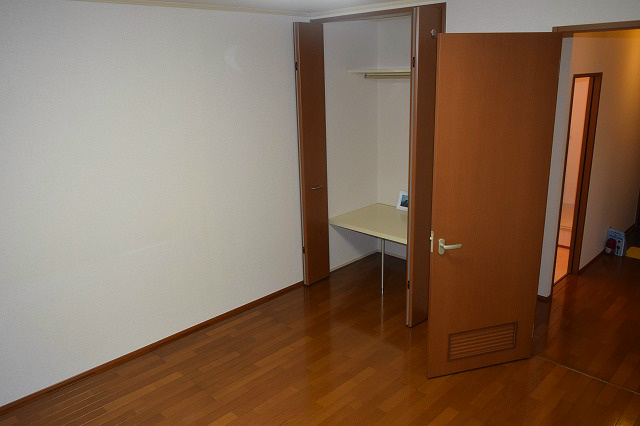 その他部屋・スペース　洋室はフローリングです！