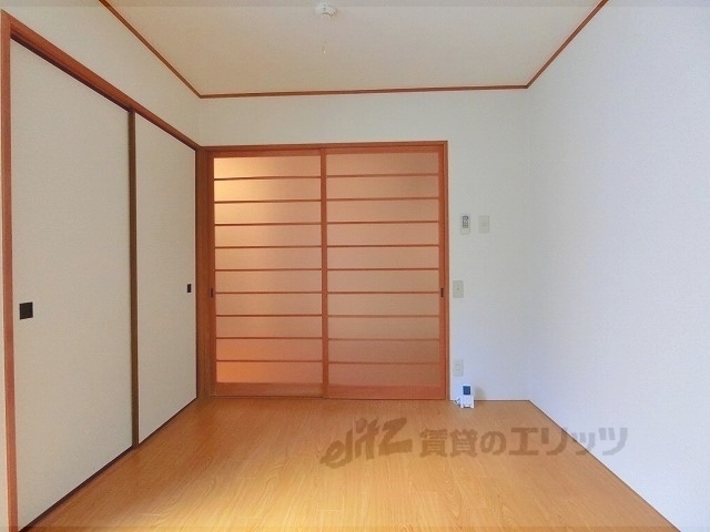 居室・リビング　洋室