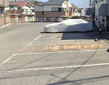 駐車場　敷地内駐車場