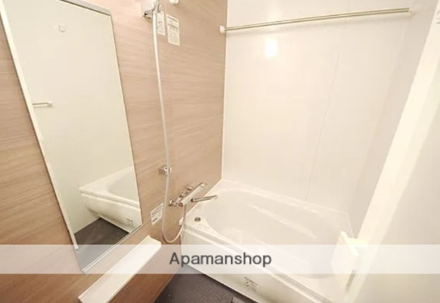 バス・シャワールーム　同タイプ別室参照画像