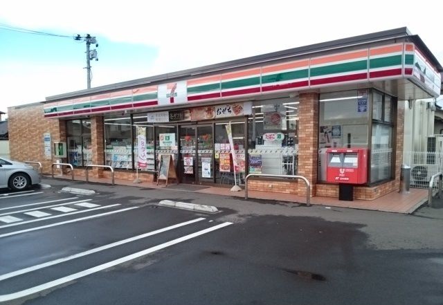 コンビニ　セブンイレブン仙台蒲町店（コンビニ）まで550m