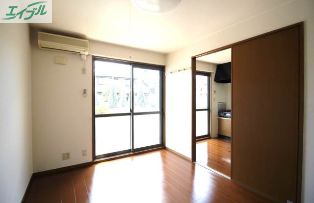 その他部屋・スペース　寝室