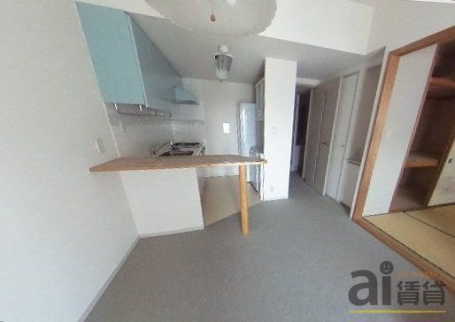 居室・リビング　玄関