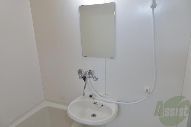 洗面設備　このように洗面台が一緒になってるタイプです。勉強なりましたか