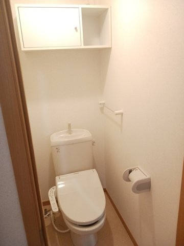 トイレ　トイレもきれいです