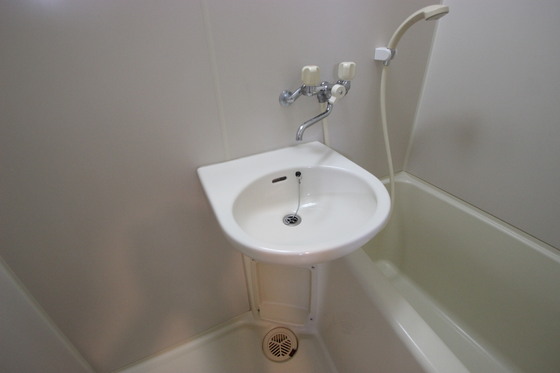 洗面設備　※別部屋の写真です