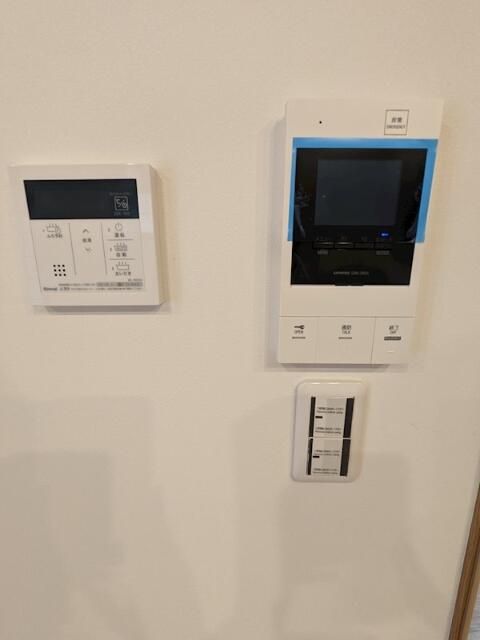 セキュリティ　モニター付きインターホン