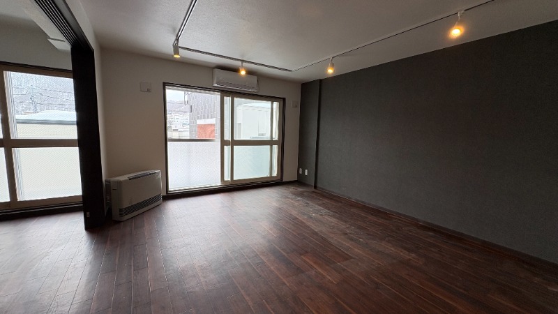 居室・リビング　広々リビング