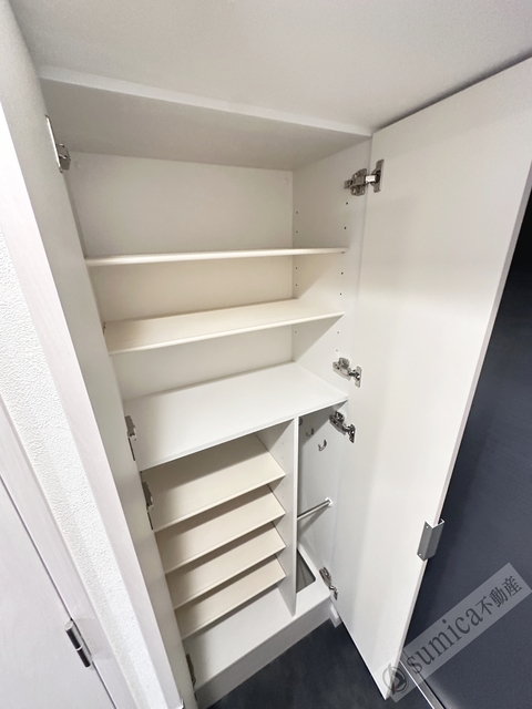 バルコニー　マルチファンクションライト搭載♪