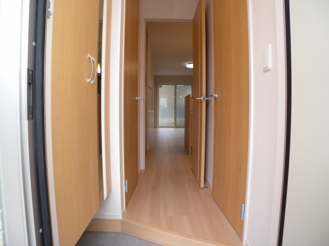 玄関　サニーDハウス芝町イースト