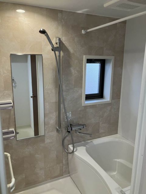 バス・シャワールーム