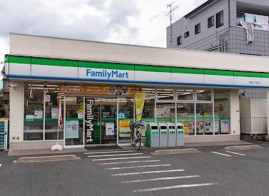 コンビニ　ファミリーマート（コンビニ）まで350m