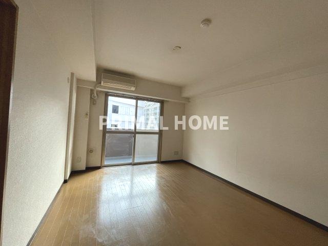 居室・リビング　同タイプの室内写真です