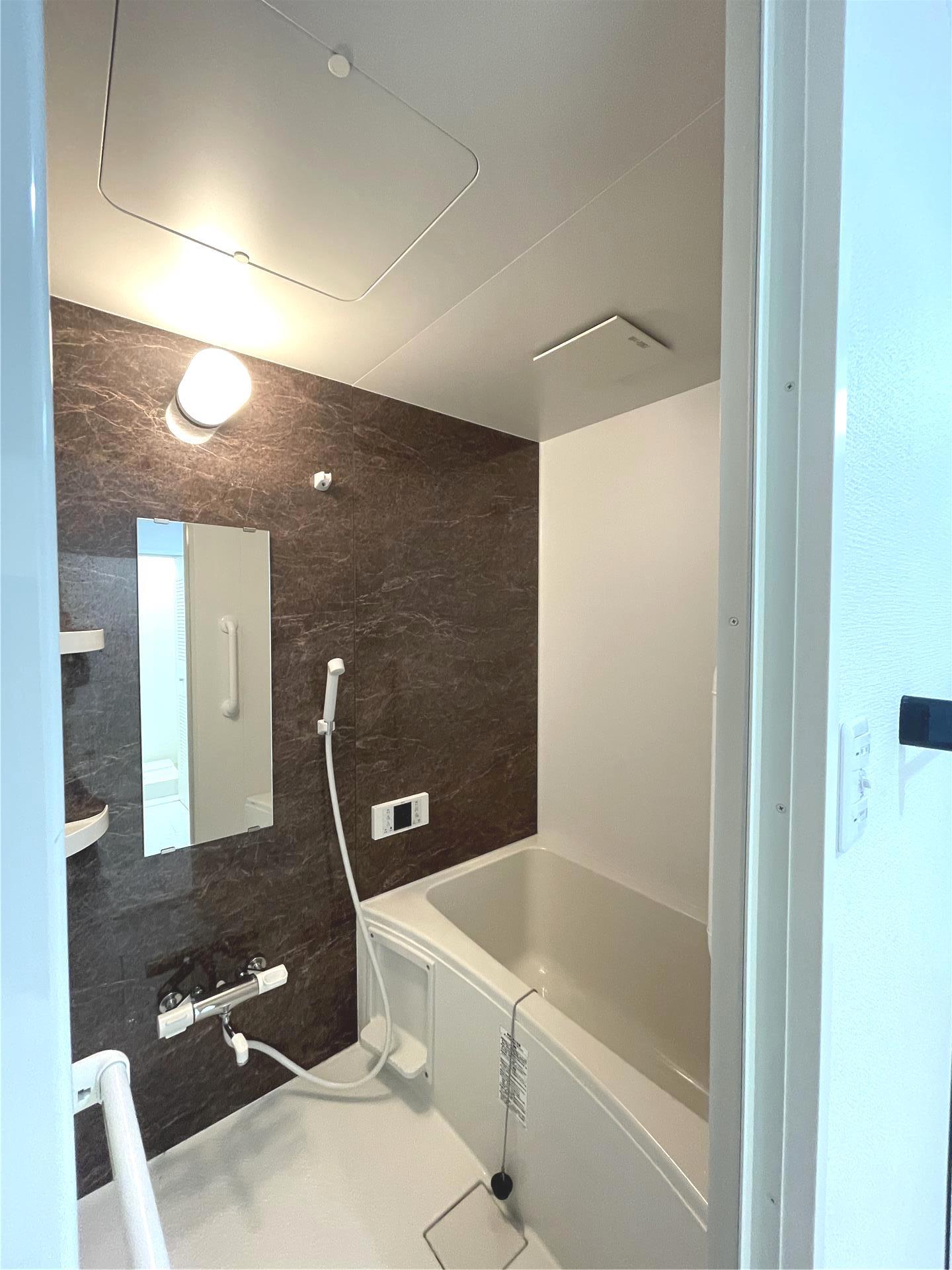 バス・シャワールーム