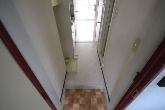 玄関　※別部屋の写真です