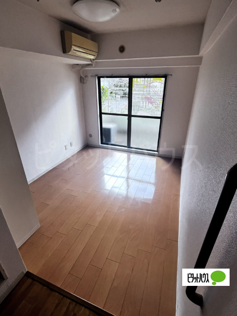 居室・リビング　洋室です