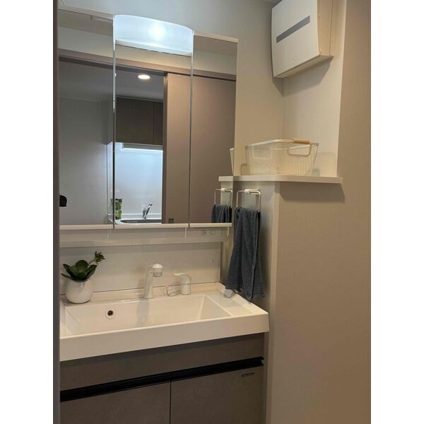 洗面設備　※反転になります