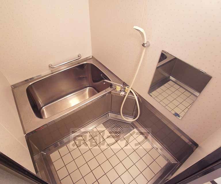 バス・シャワールーム　・お問い合わせは京都ライフまで・