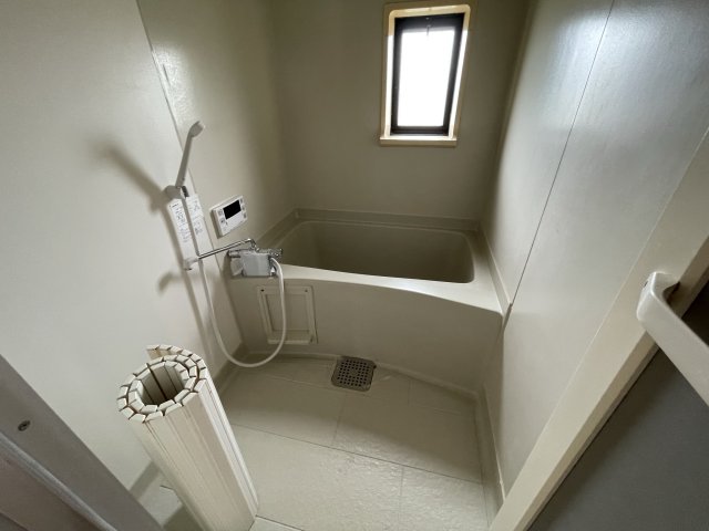 バス・シャワールーム　イメージとして同建物他部屋を表示しています