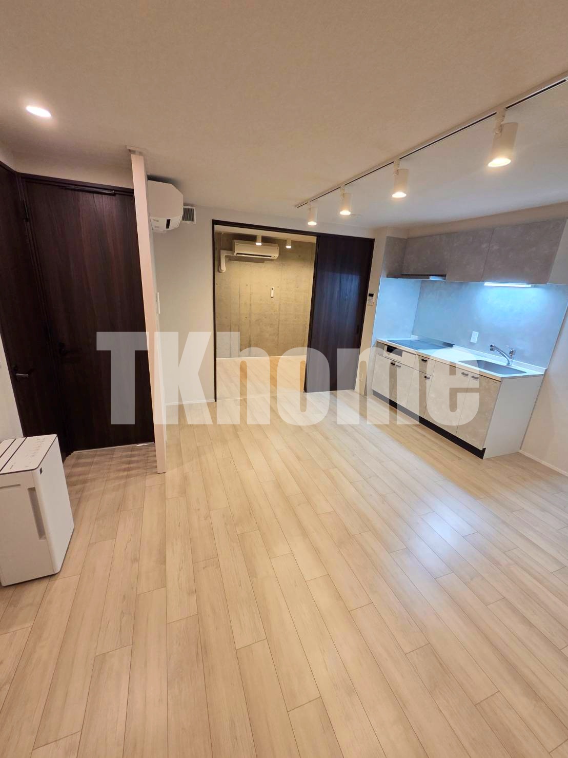 居室・リビング　広いリビング