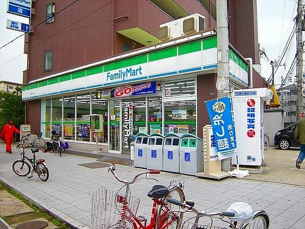 コンビニ　ファミリーマート 福町二丁目店（コンビニ）まで715m