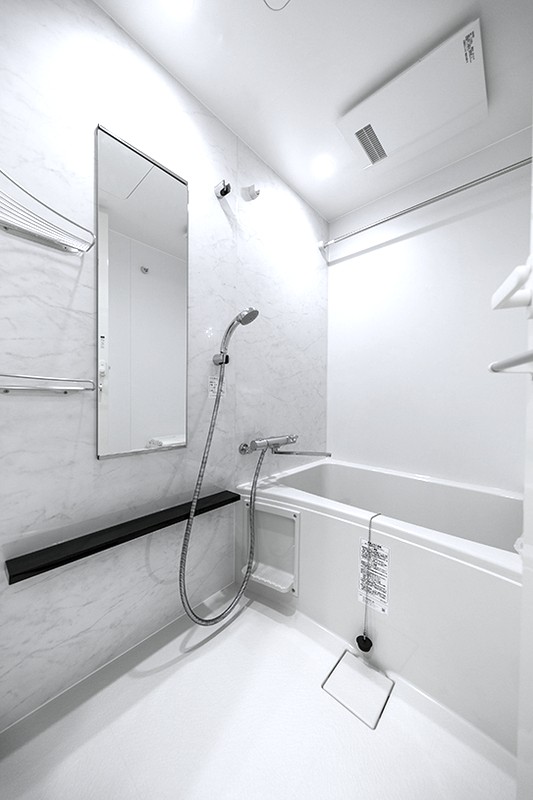 バス・シャワールーム　風呂