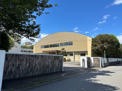 中学校　宝木中学校（中学校）まで947m