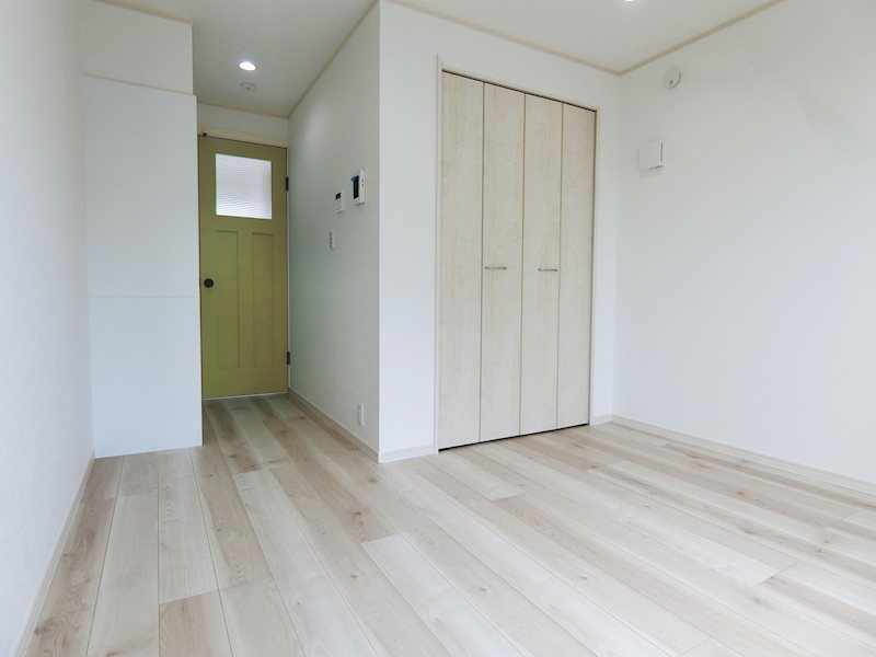 居室・リビング　開放感のあるゆったりとしたお部屋です♪