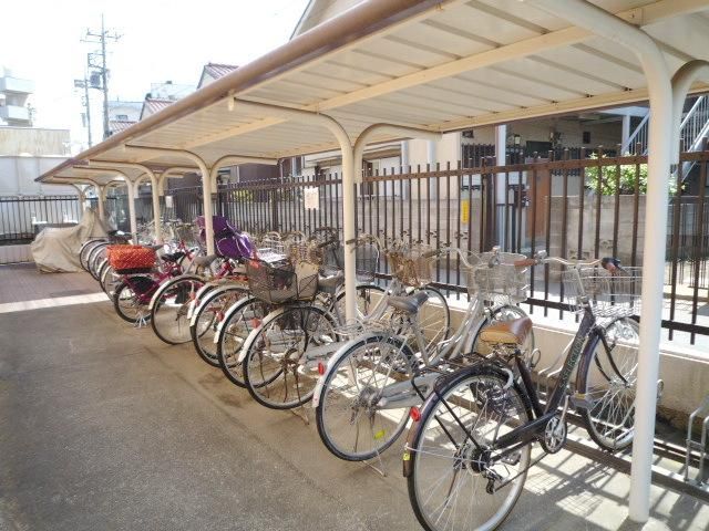 その他共有部分　駐輪場あります