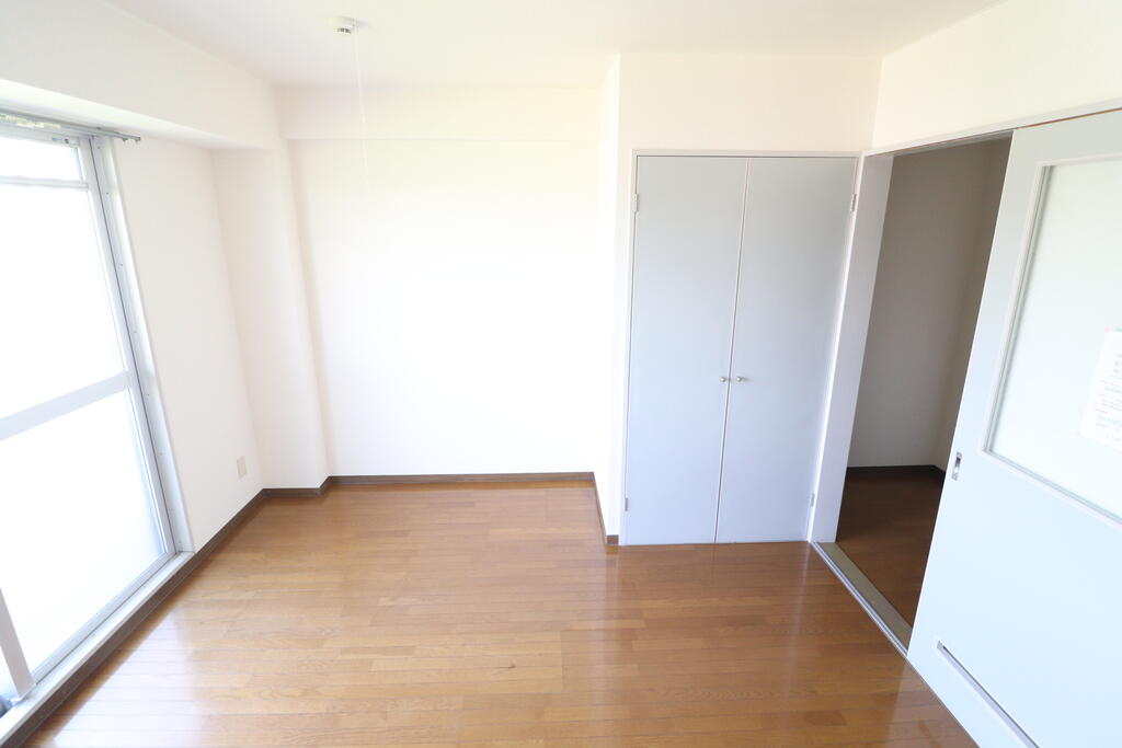 居室・リビング　7帖の洋室☆