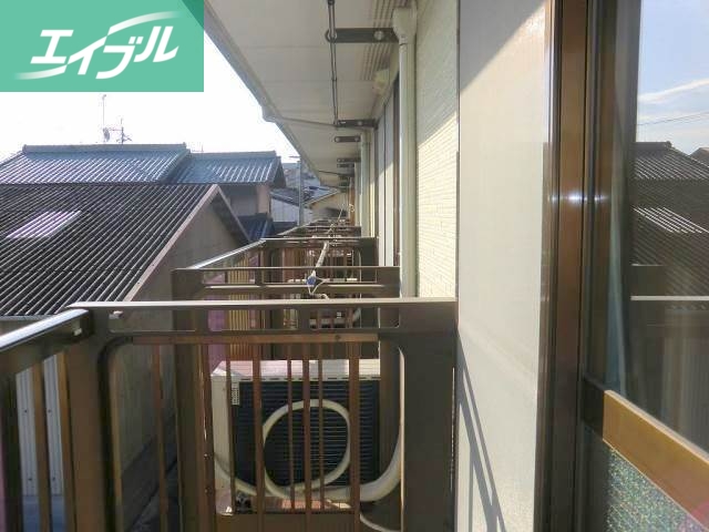 バルコニー　エアコン付