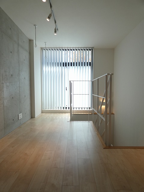 居室・リビング　内観1