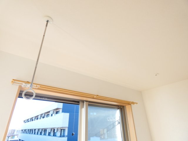 その他設備　雨の日に便利ホスクリーン