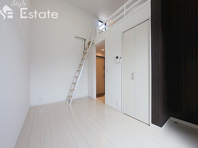 居室・リビング　内装