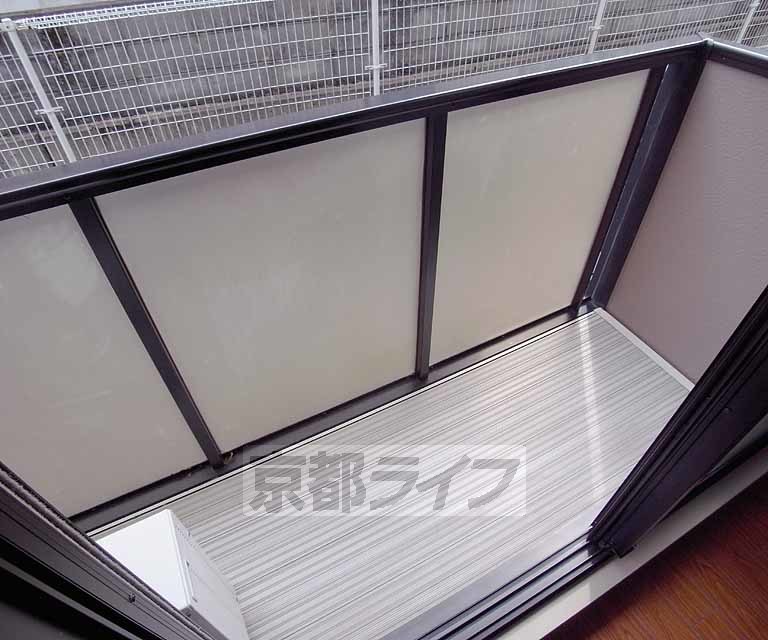 バルコニー　洗濯物も干せますね。