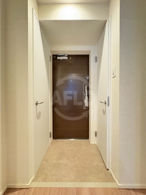 玄関　スプランディッド弁天町DUE　玄関