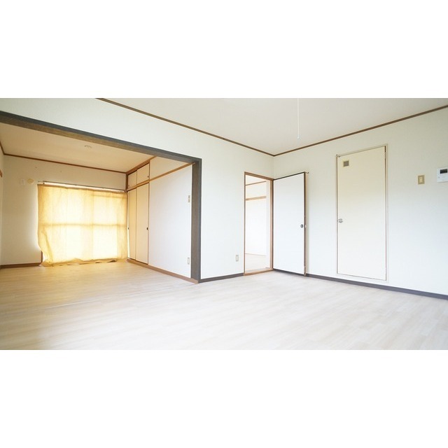 居室・リビング　同仕様タイプ